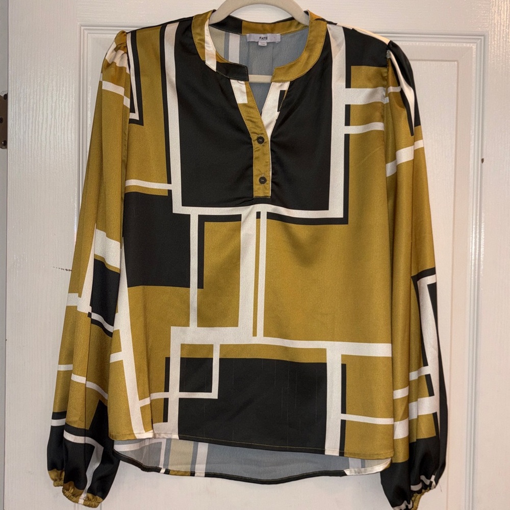 Fate Anthropologie Geometric Abstract Print Blouse Large - Picture 5 of 10